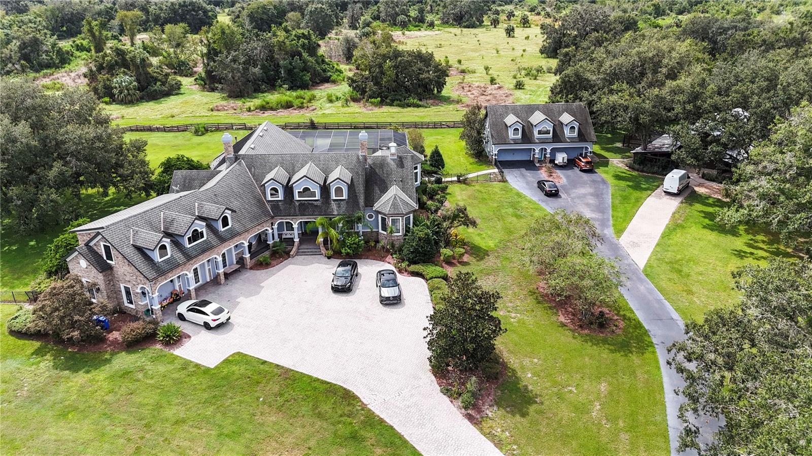 Image 85 of 91 For 17423 Boyette Road