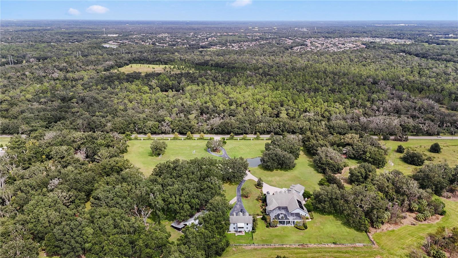 Image 88 of 91 For 17423 Boyette Road