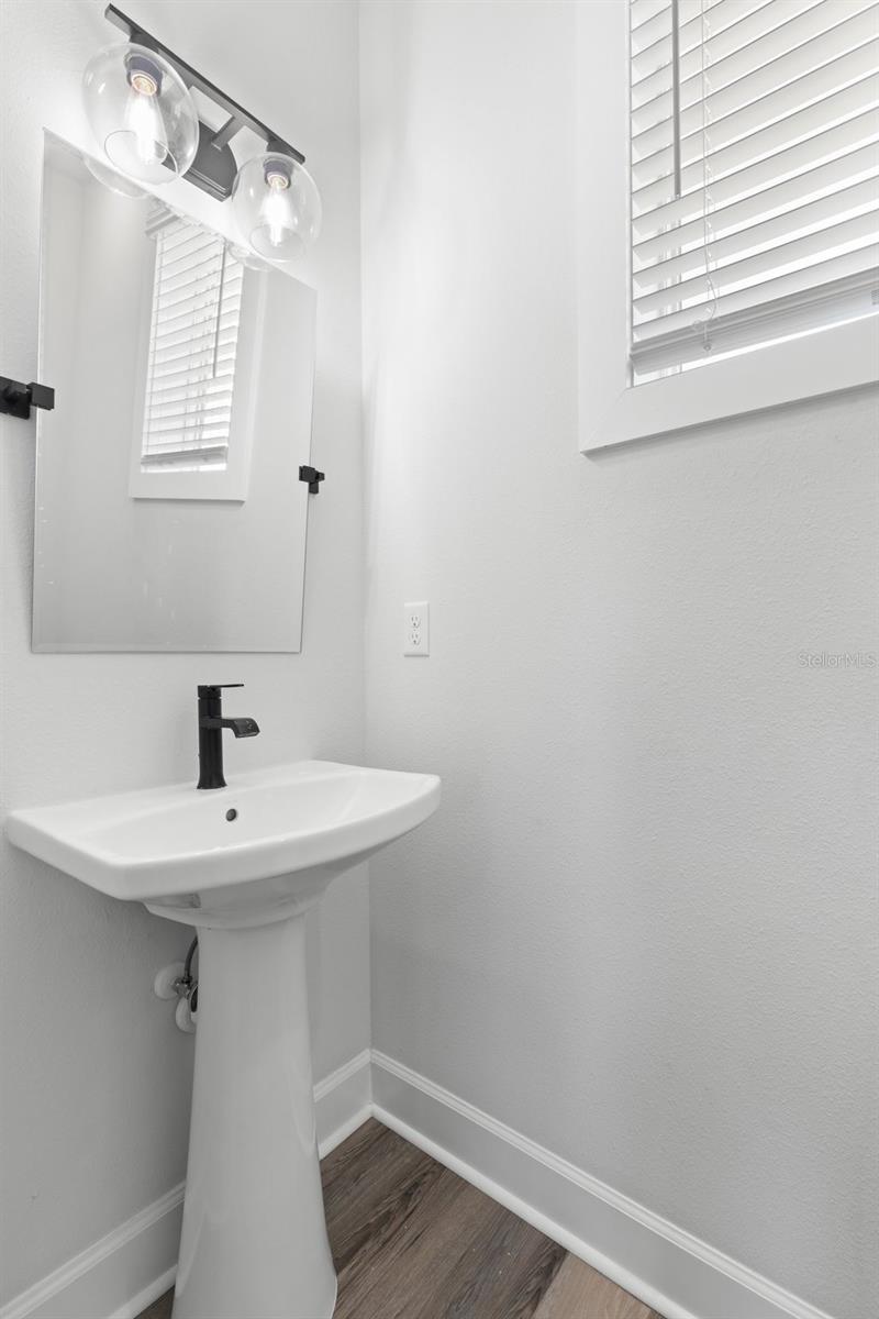 Image 8 of 25 For 1501 Morgan Street 5