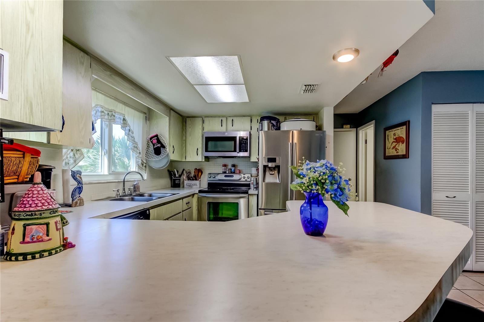 Image 19 of 58 For 8520 Newton Drive