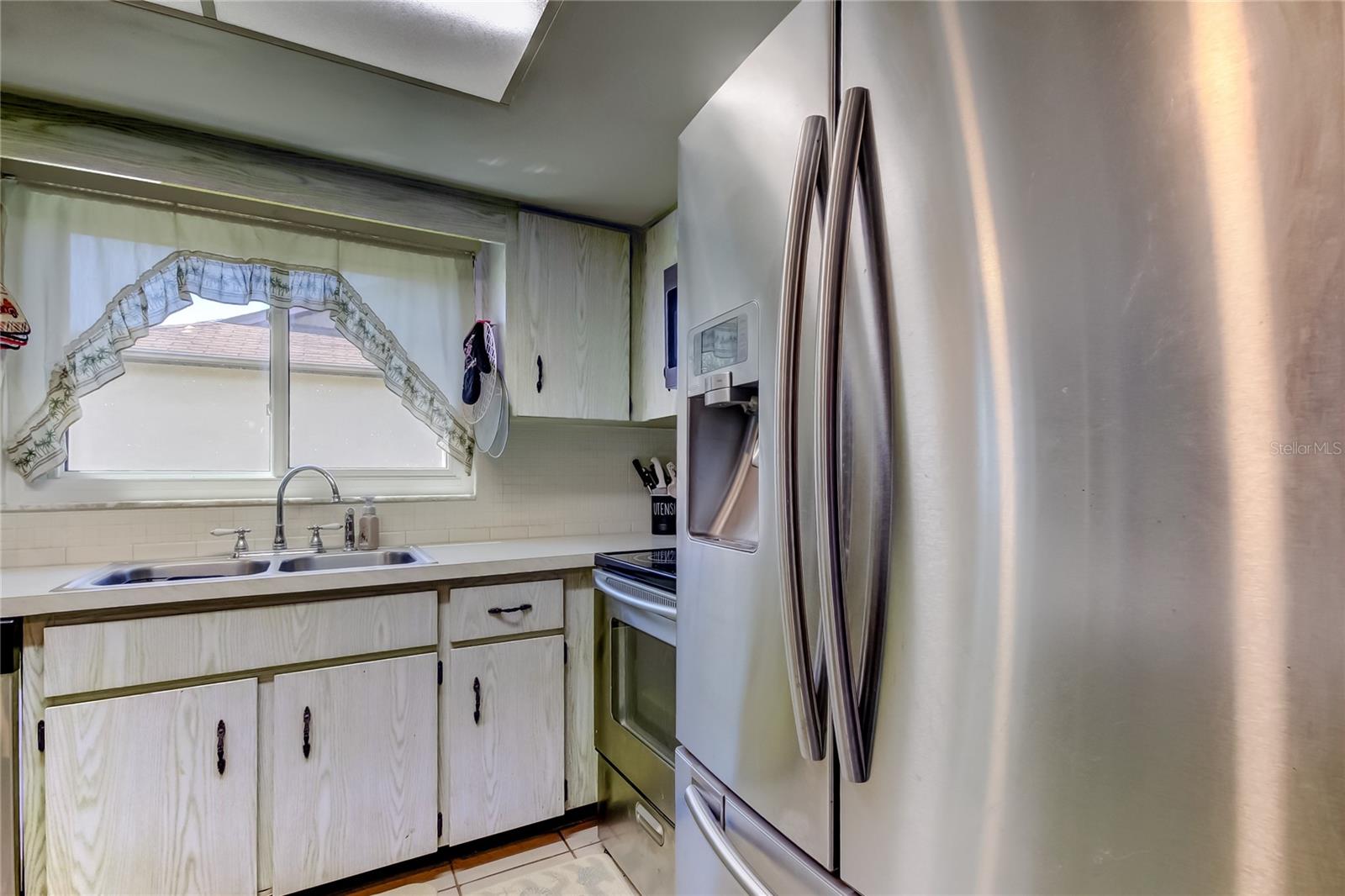 Image 21 of 58 For 8520 Newton Drive