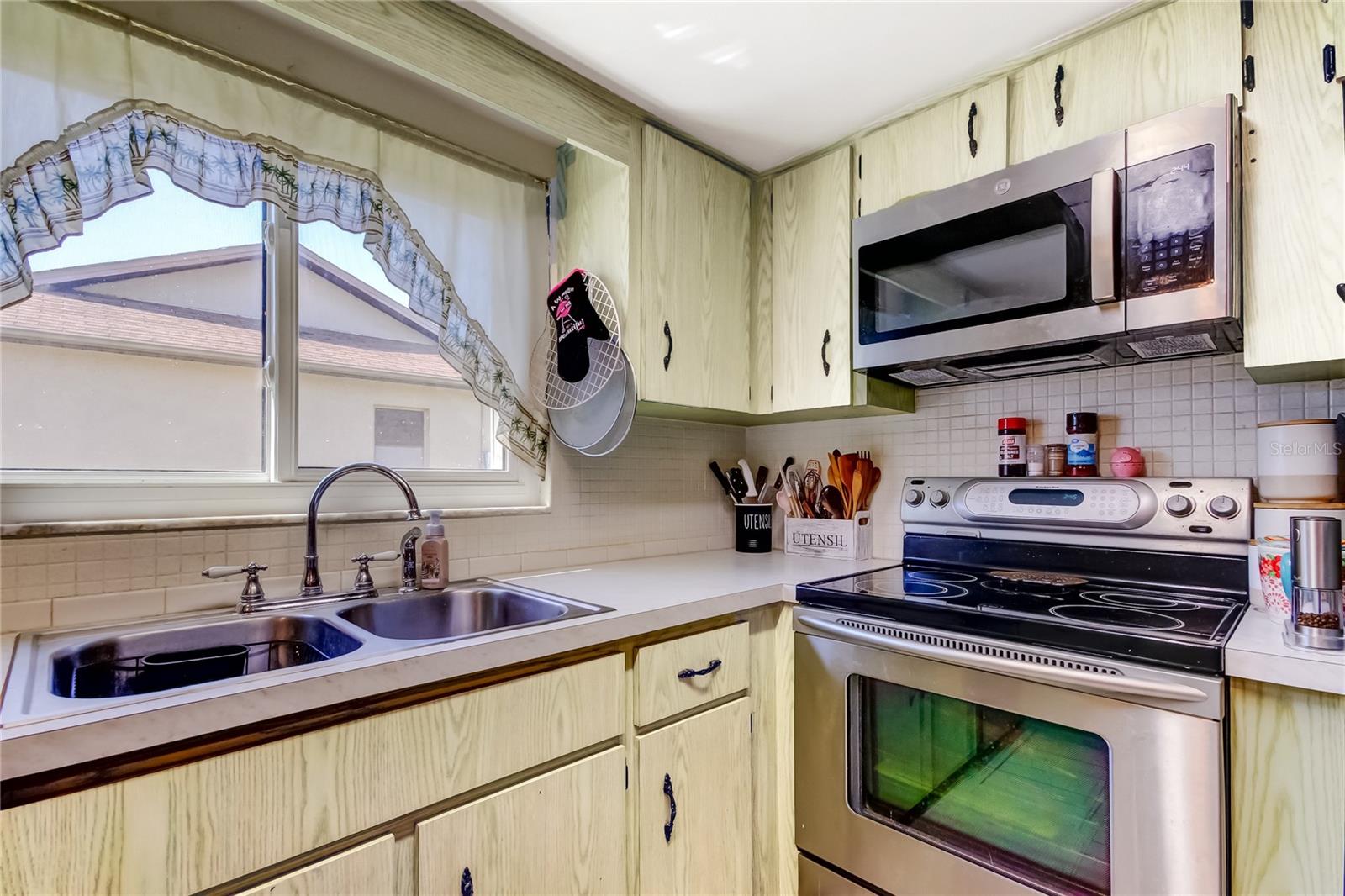 Image 22 of 58 For 8520 Newton Drive