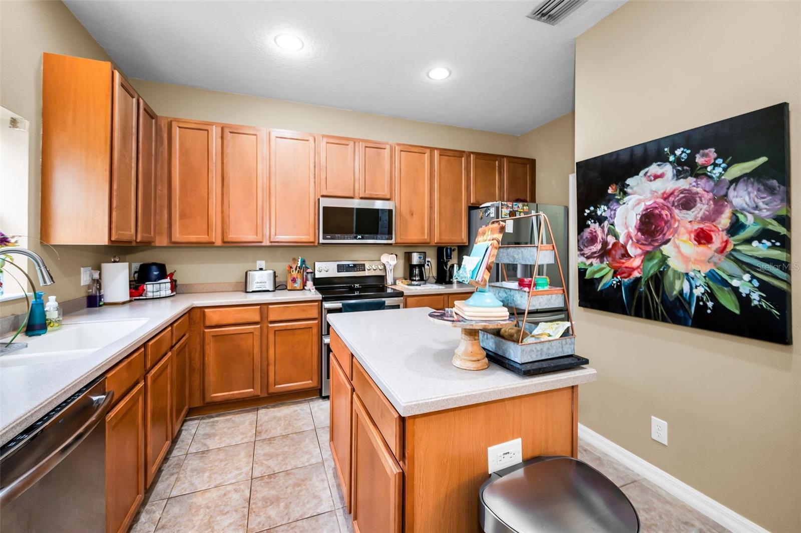 Image 13 of 57 For 1033 Bella Vista Drive Ne