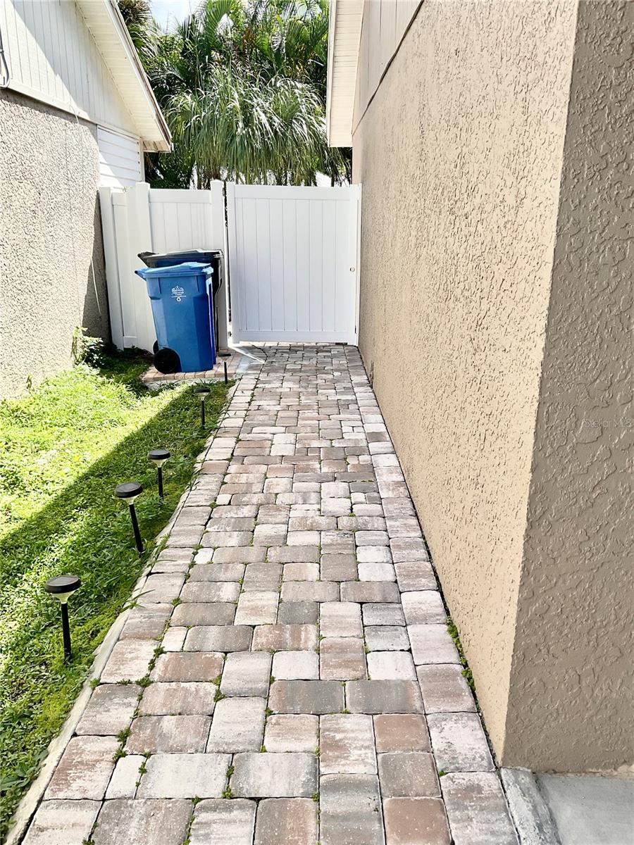 Image 22 of 22 For 11638 Hidden Hollow