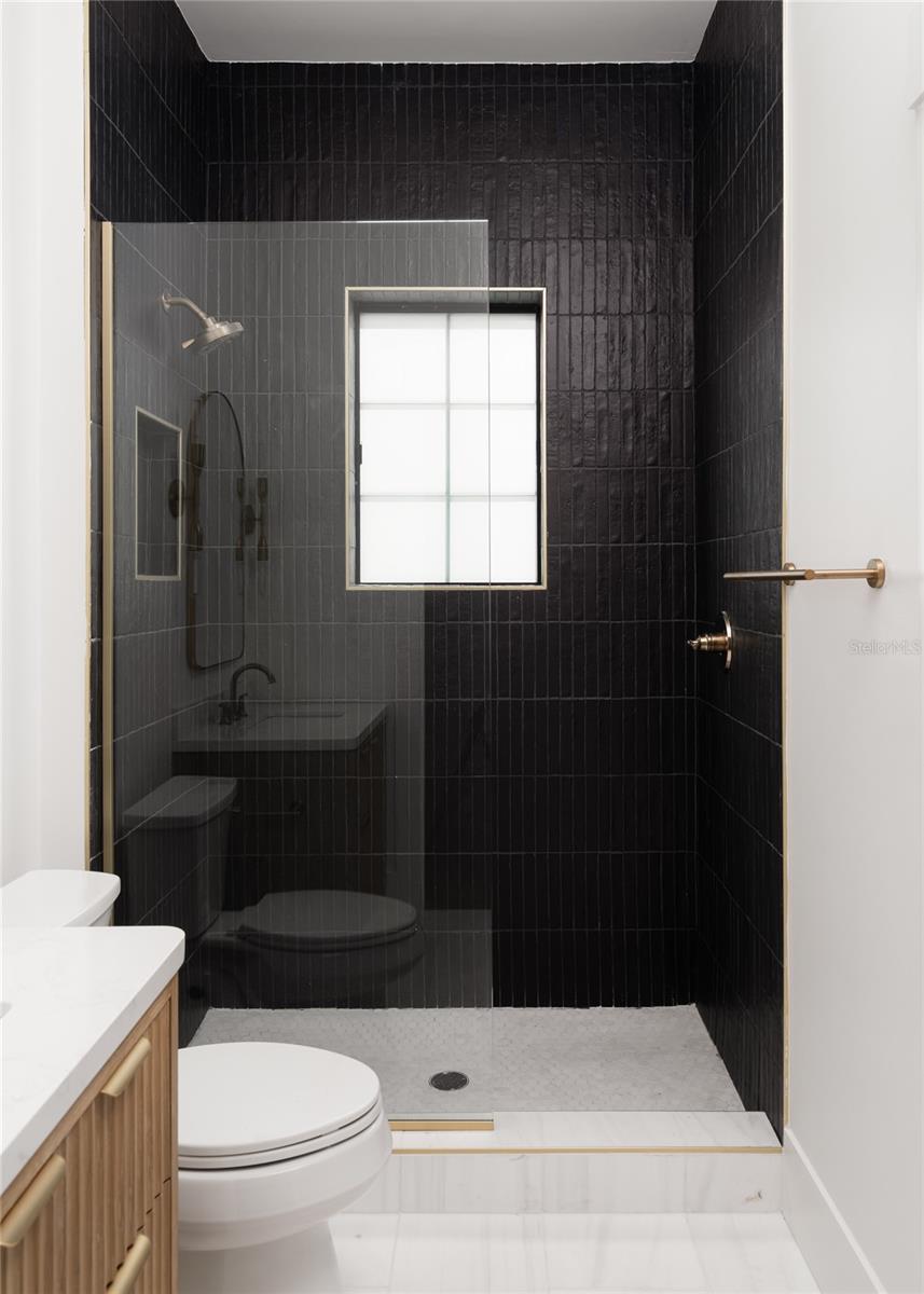 Image 36 of 39 For 806 Idlewood Avenue