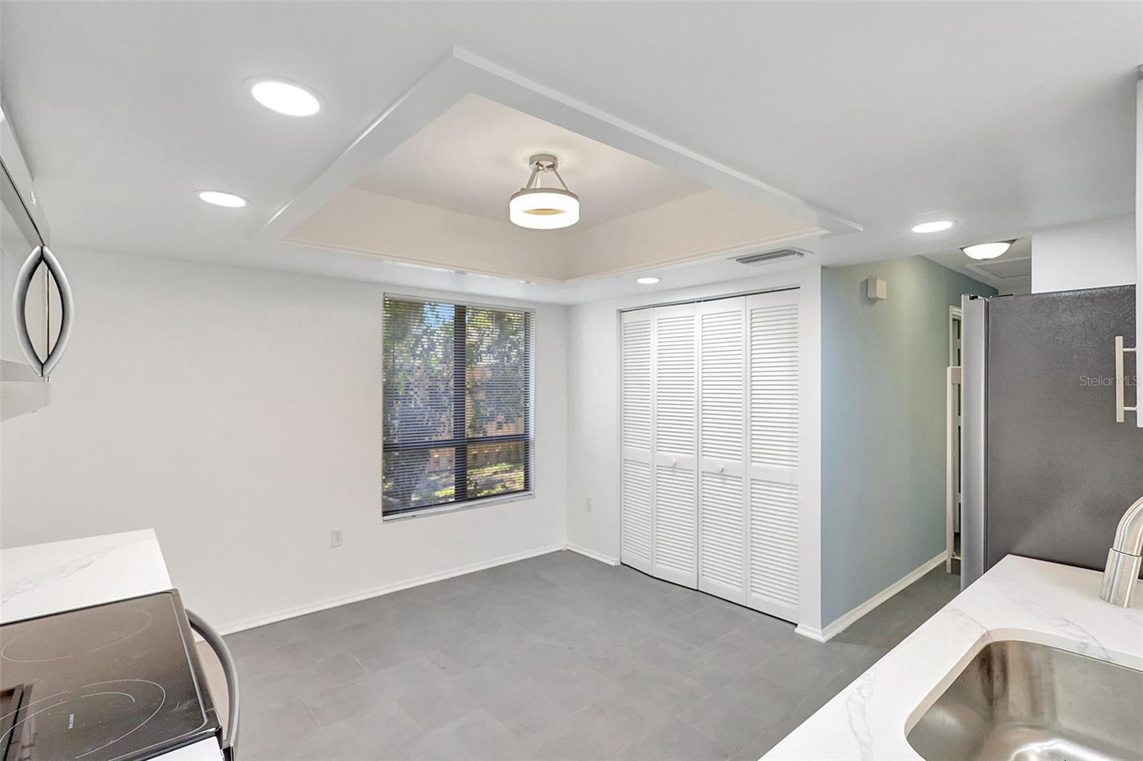 Image 31 of 38 For 107 Parkside Colony Drive