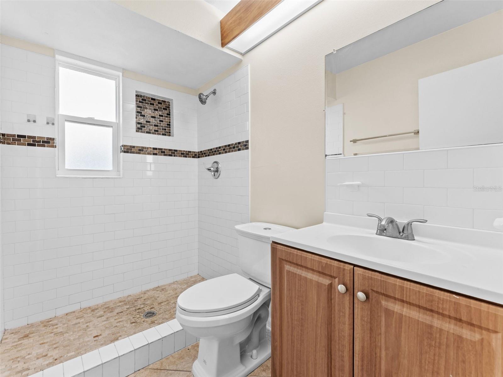 Image 18 of 34 For 10771 Glen Ellen Drive