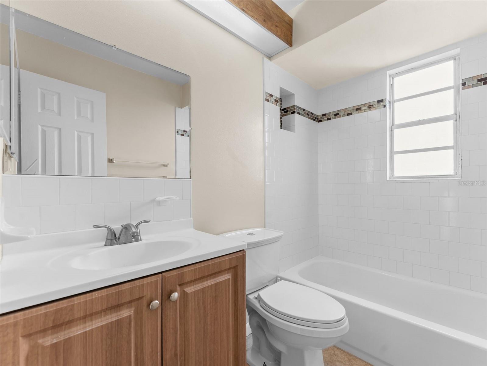 Image 22 of 34 For 10771 Glen Ellen Drive