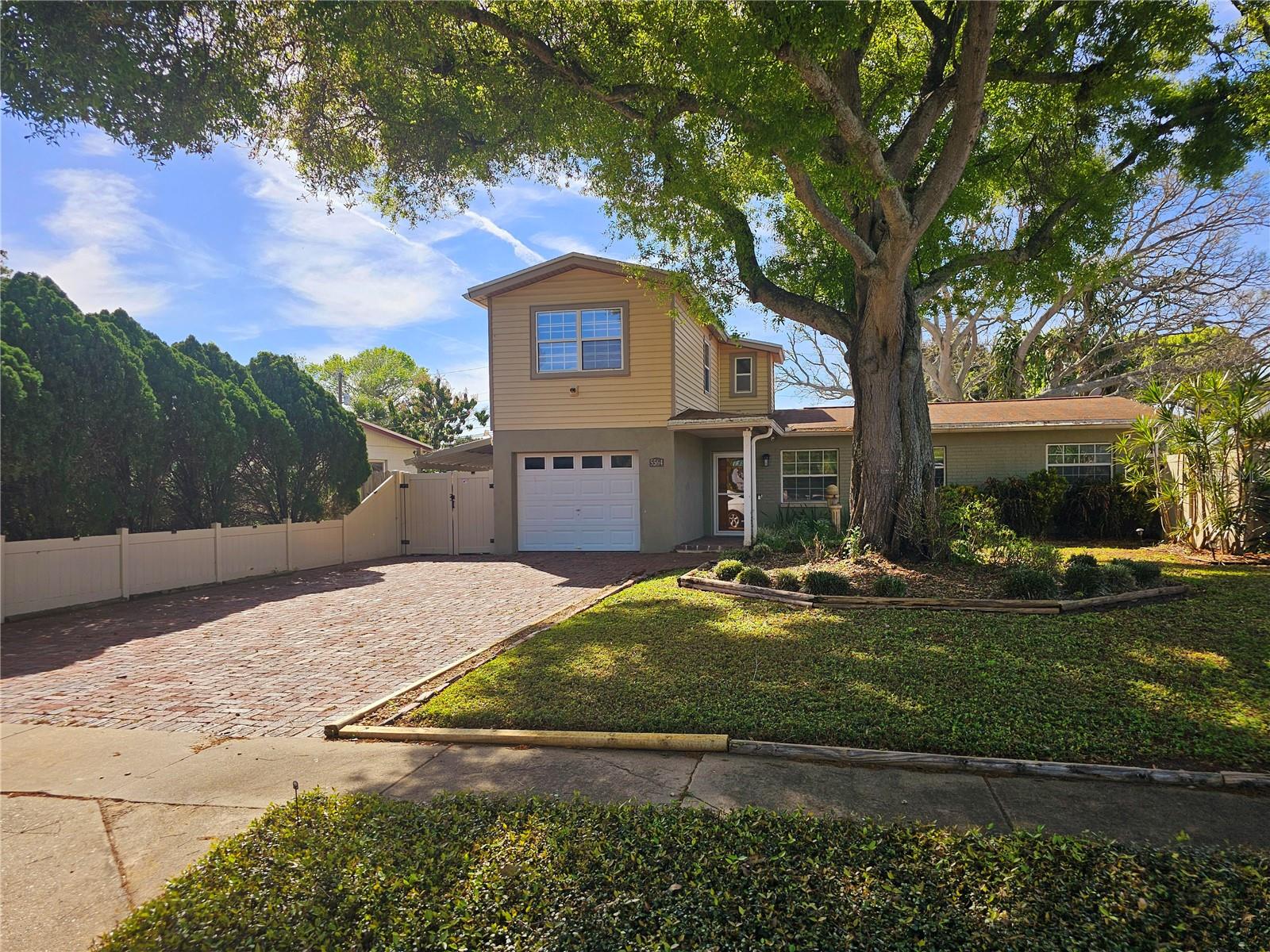 Details for 5564 63rd Way N, ST PETERSBURG, FL 33709