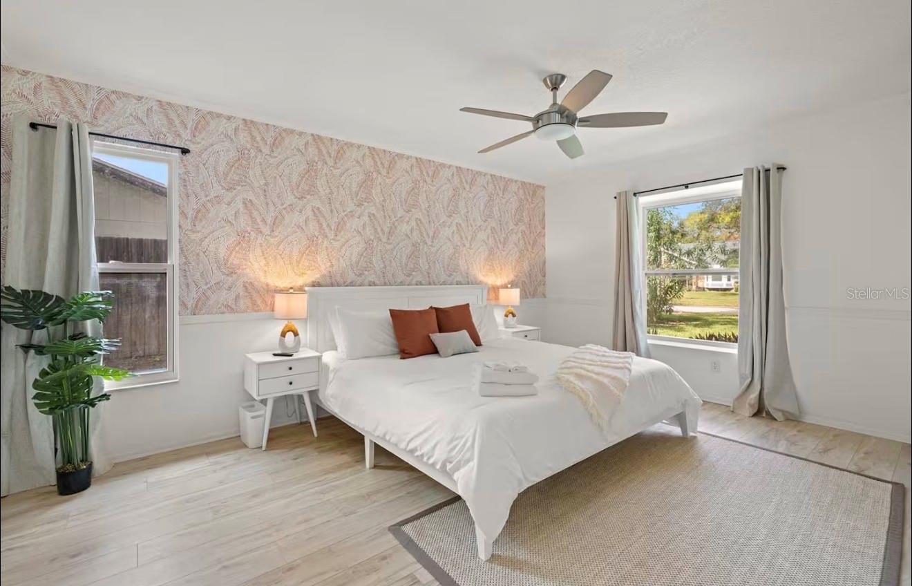 Image 10 of 31 For 1518 Wexford Drive N
