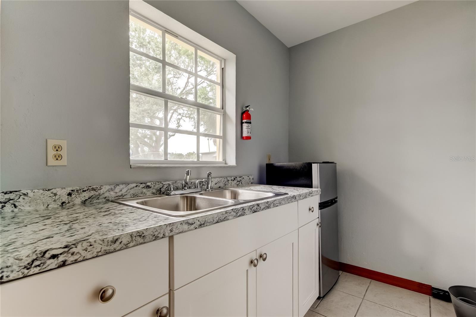 Image 7 of 19 For 6450 1st Avenue N