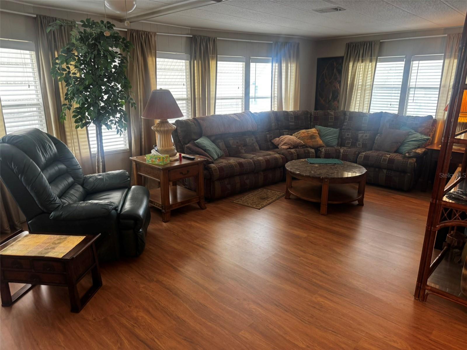 Image 14 of 16 For 3301 Alt 19  264