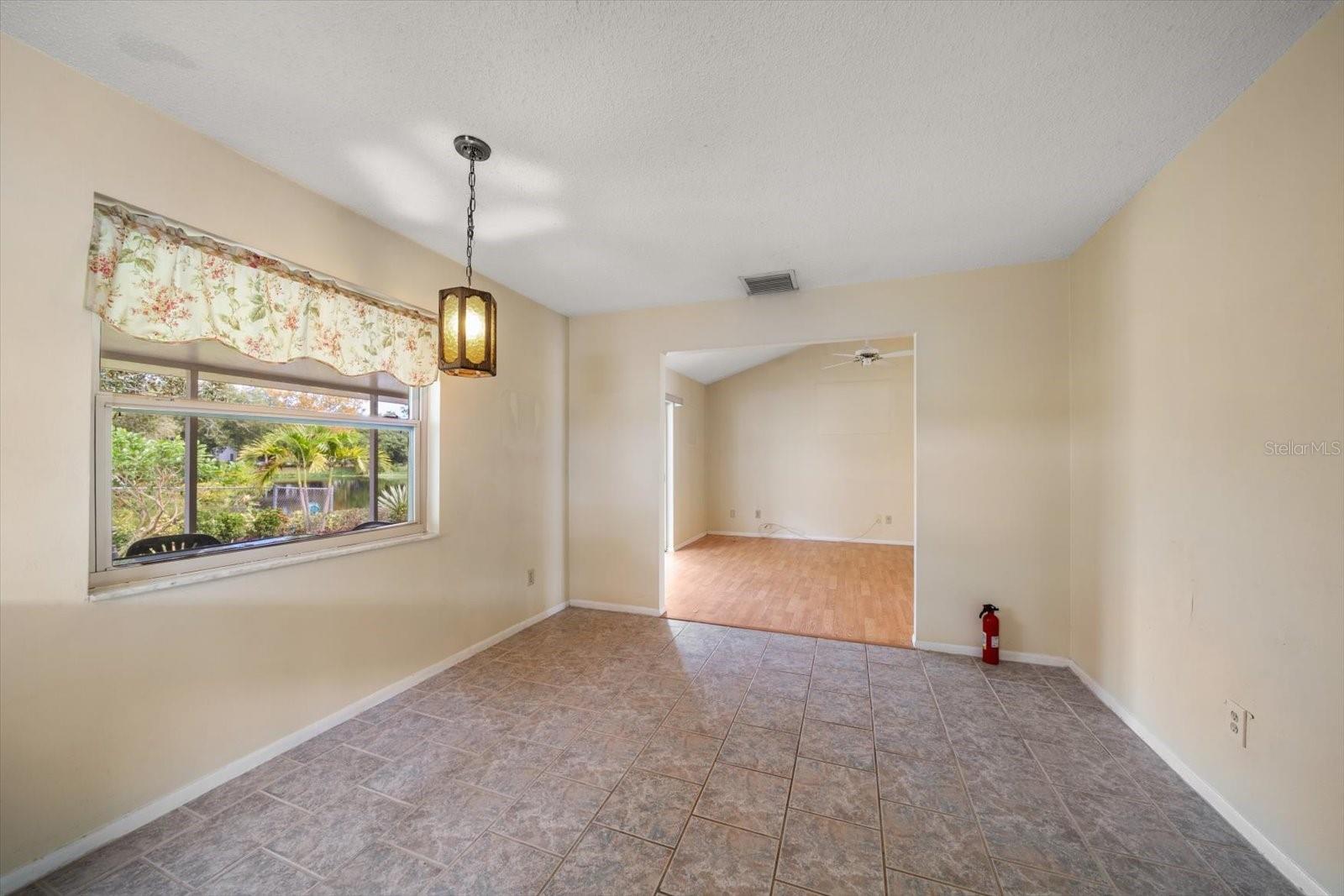 Image 13 of 37 For 2850 Spring Lake Drive