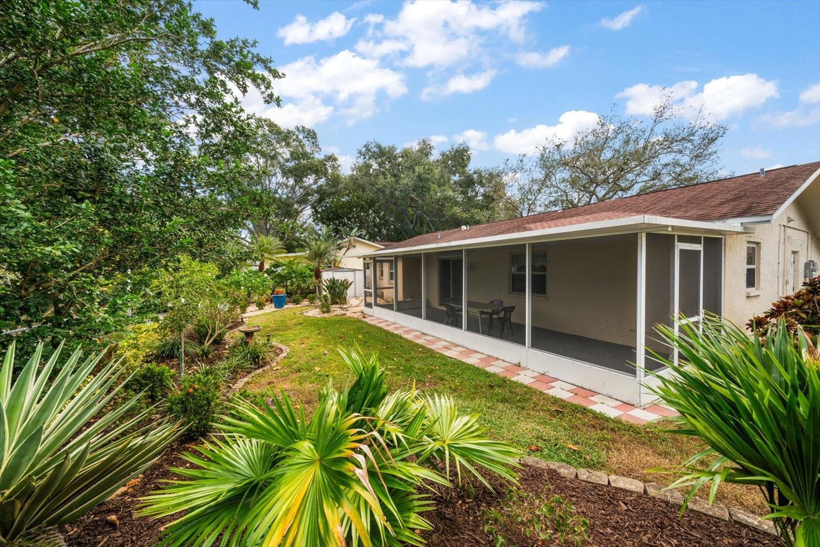 Image 29 of 37 For 2850 Spring Lake Drive