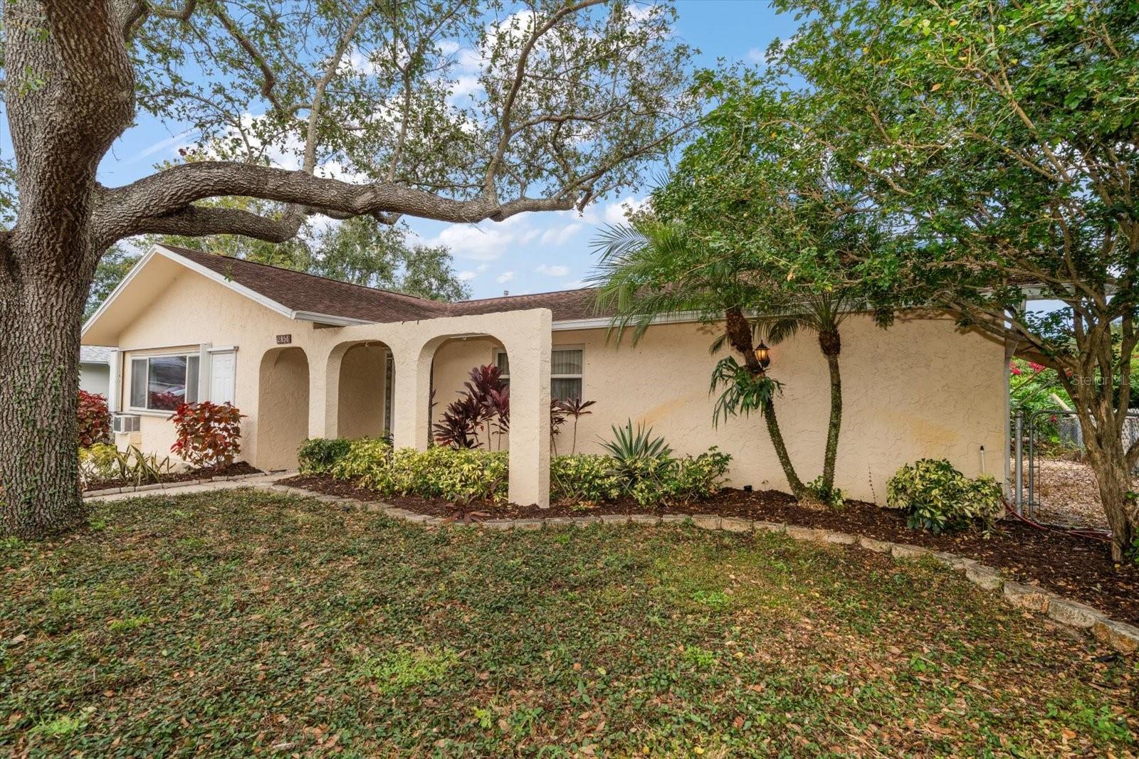 Image 35 of 37 For 2850 Spring Lake Drive