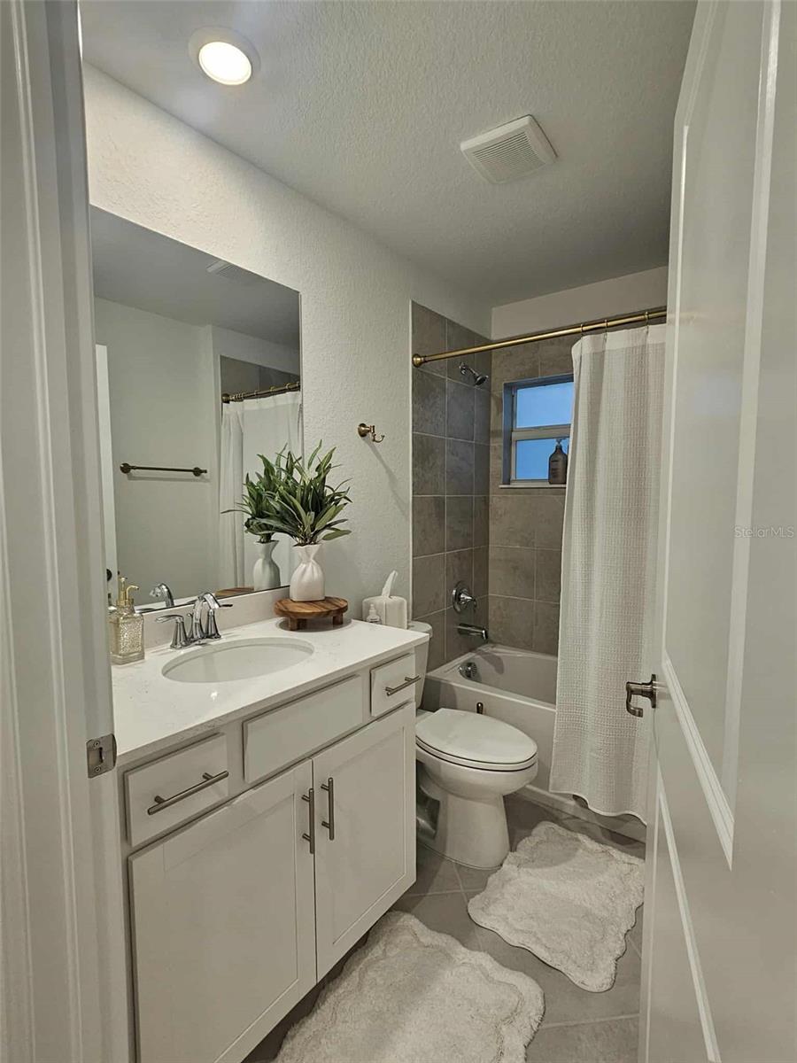 Image 34 of 61 For 17470 Opal Sand Drive 201