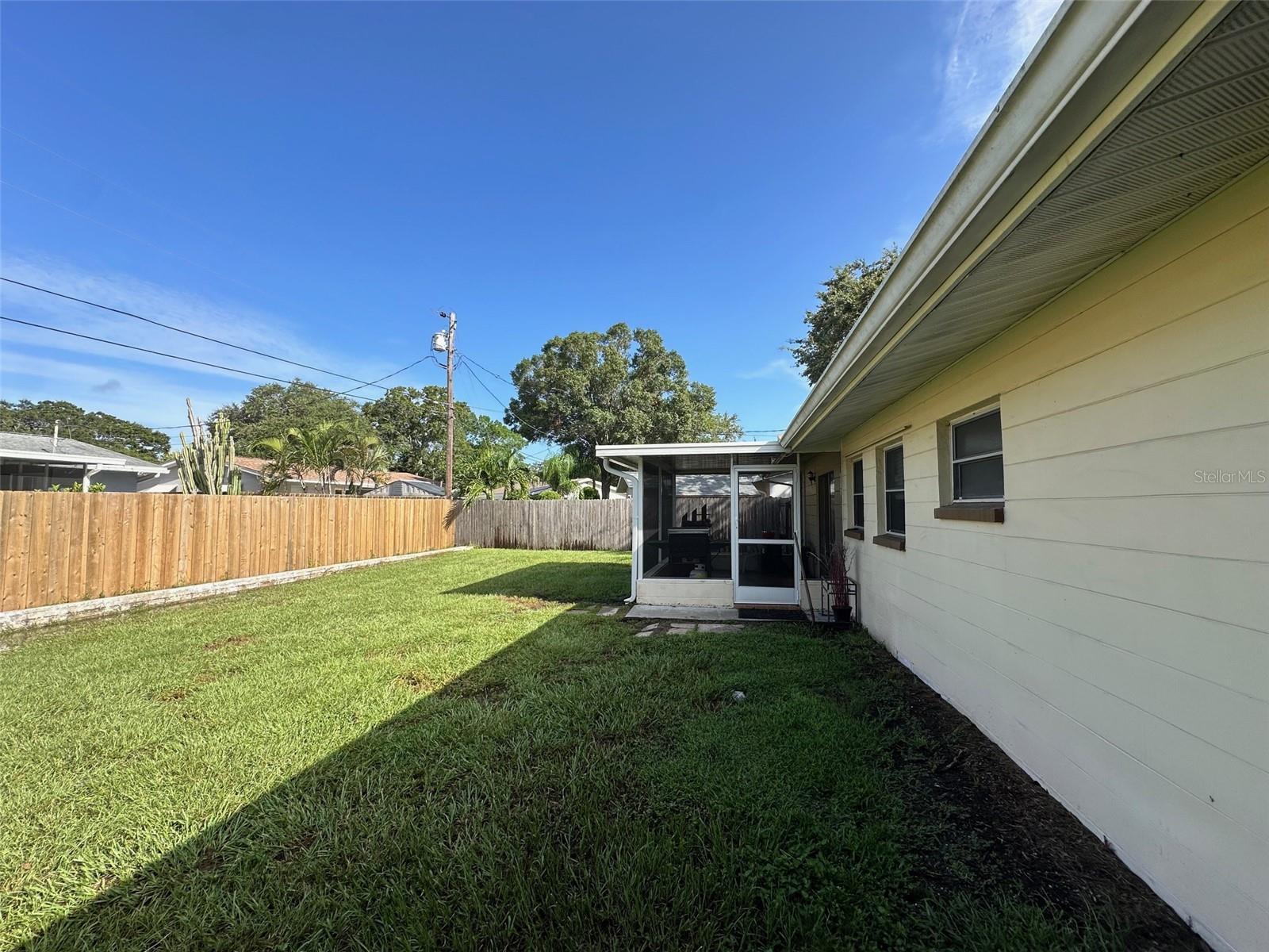 Image 11 of 11 For 8470 121st Street