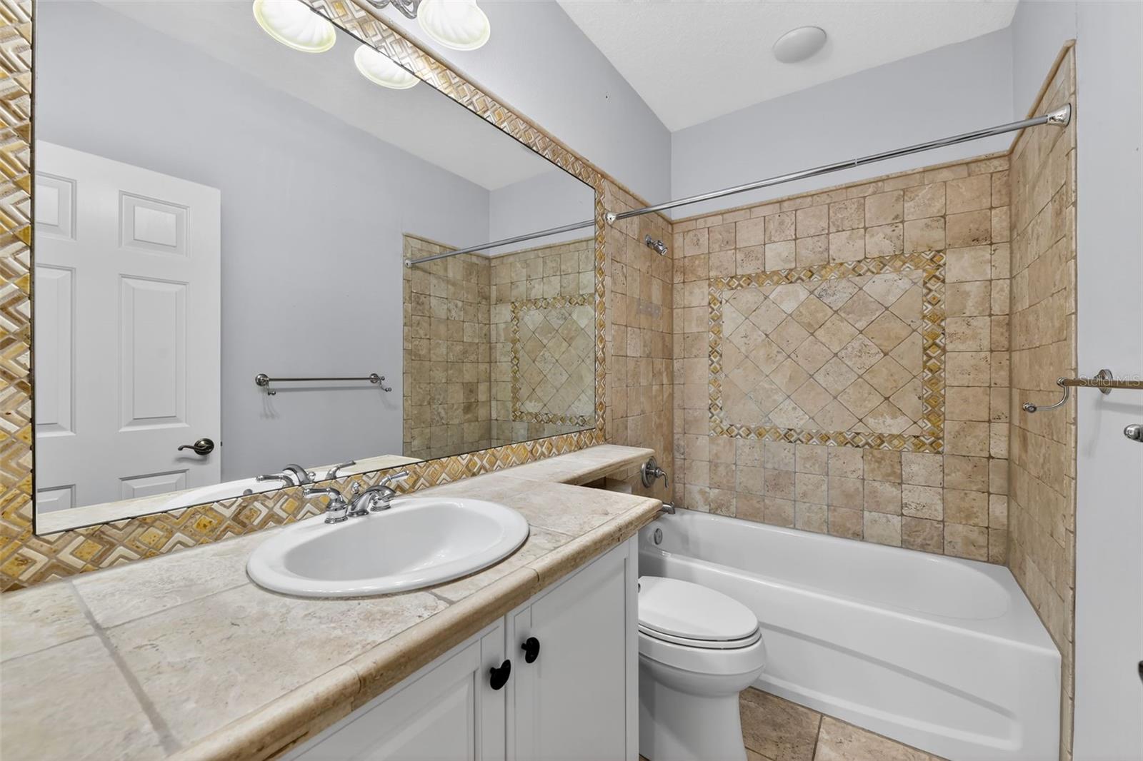 Image 14 of 56 For 5617 Seagrass Place