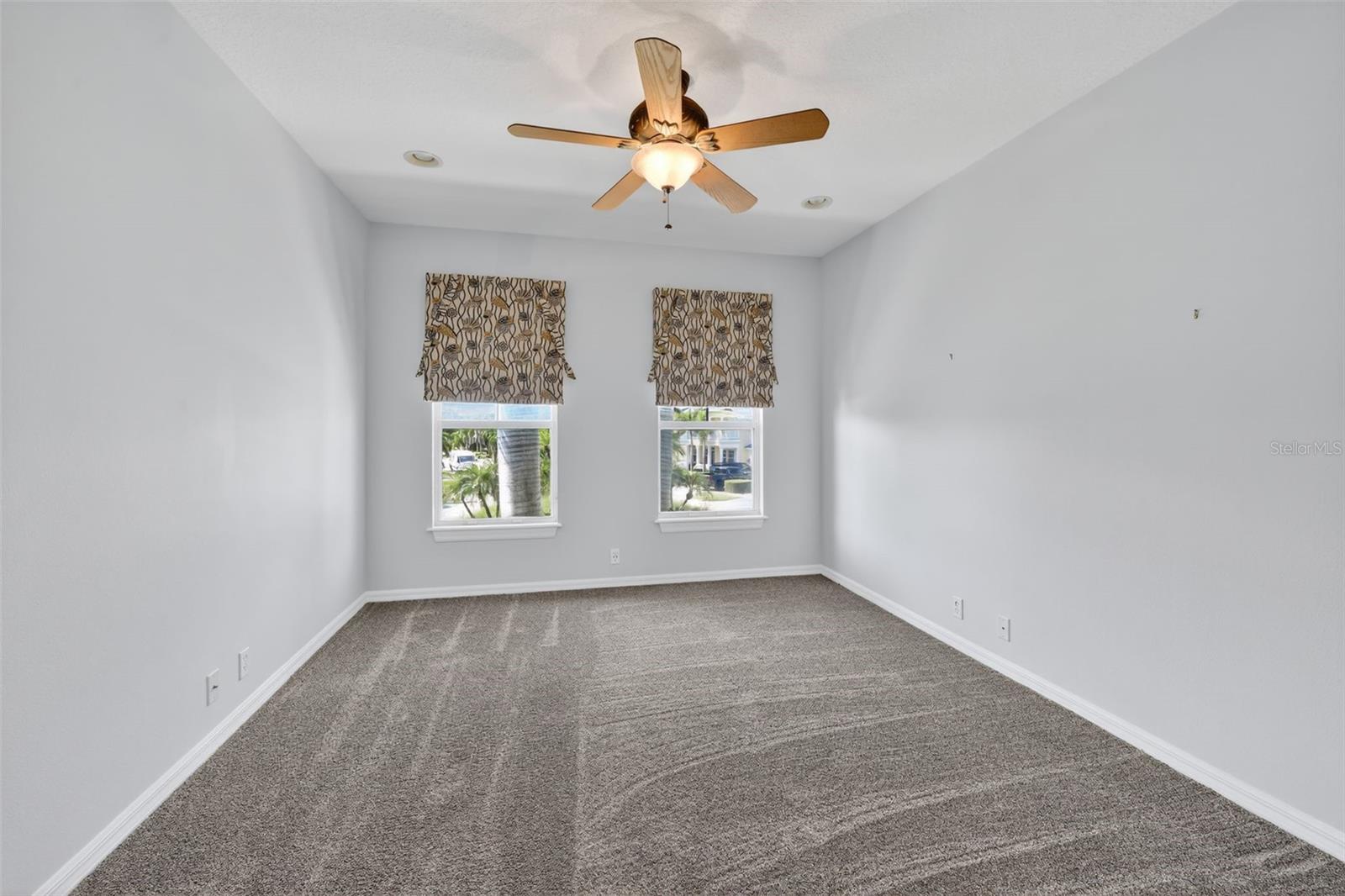 Image 22 of 56 For 5617 Seagrass Place
