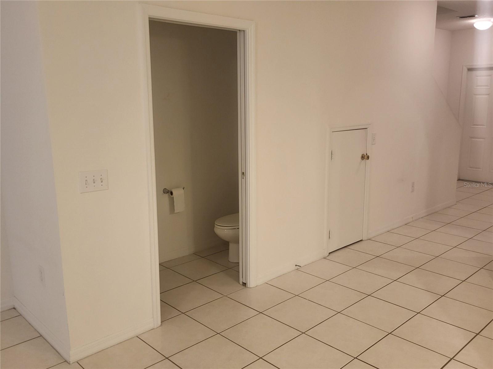 Image 3 of 23 For 20430 Needletree Drive