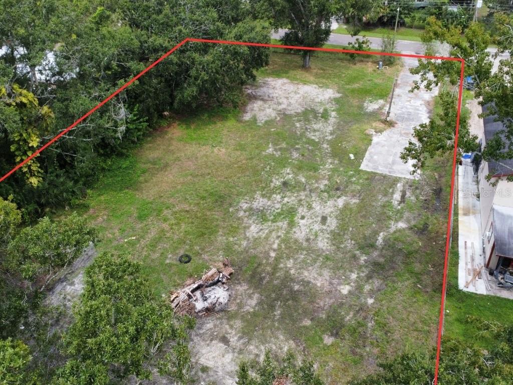 Image 4 of 5 For 8718 Meadowview Circle