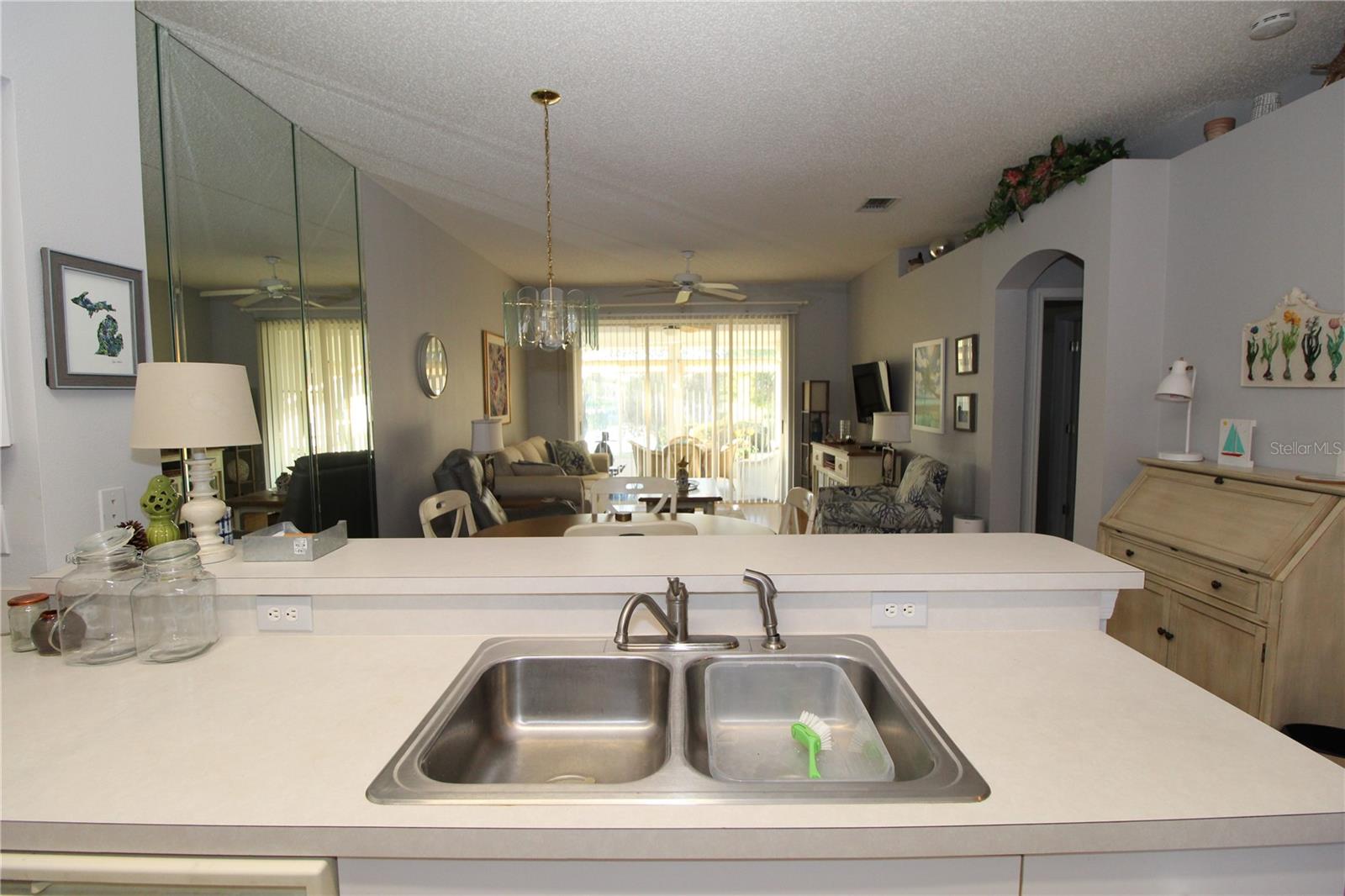 Image 15 of 41 For 704 Tremont Greens Lane 107