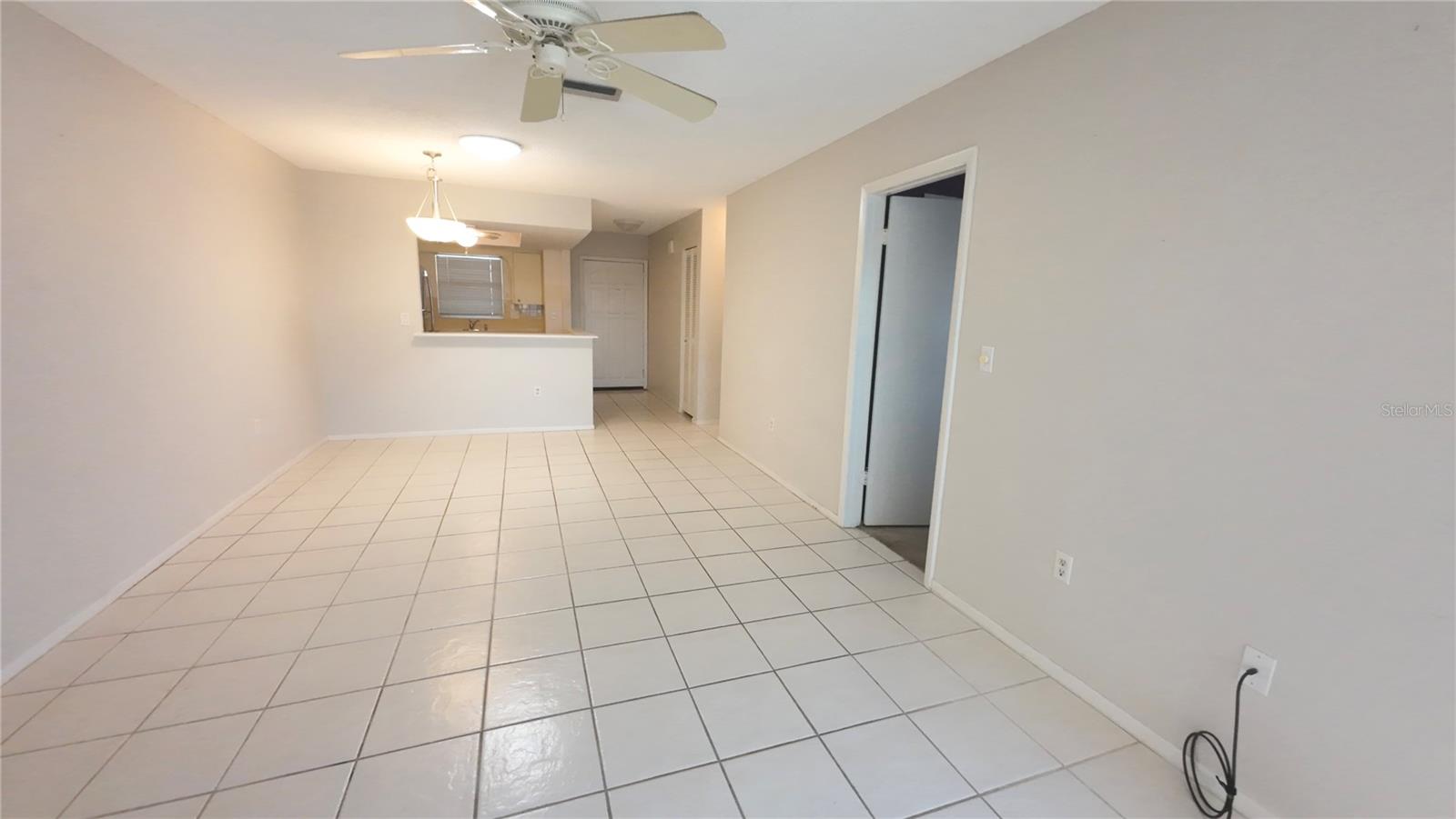 Image 10 of 28 For 623 Park Circle
