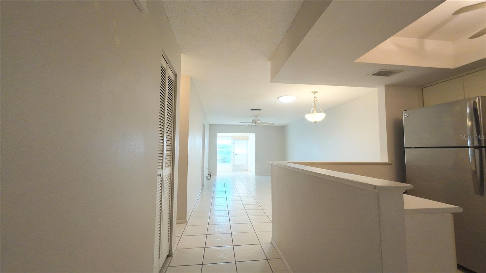 Image 4 of 28 For 623 Park Circle