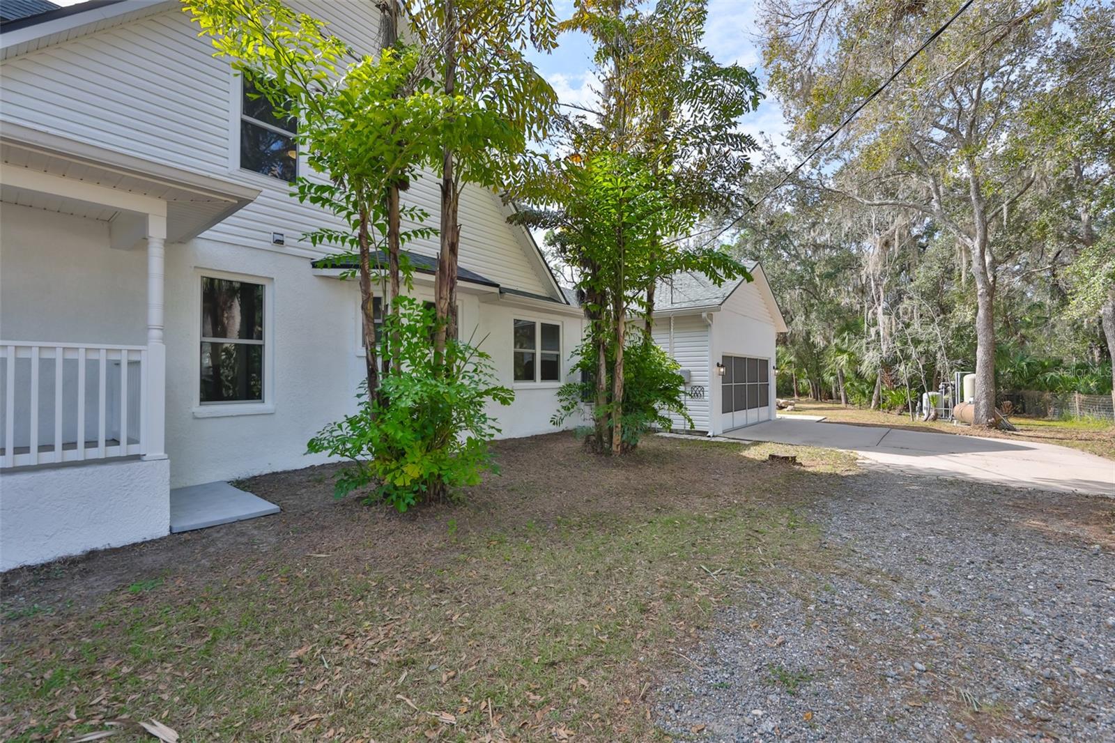 Listing photo id 9 for 3301 Timberlee Road