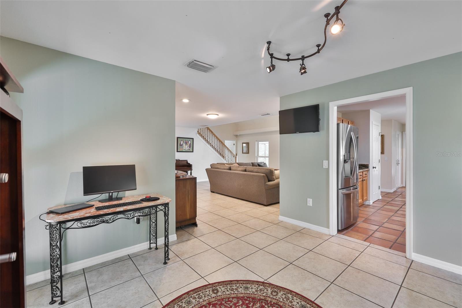 Listing photo id 19 for 3301 Timberlee Road