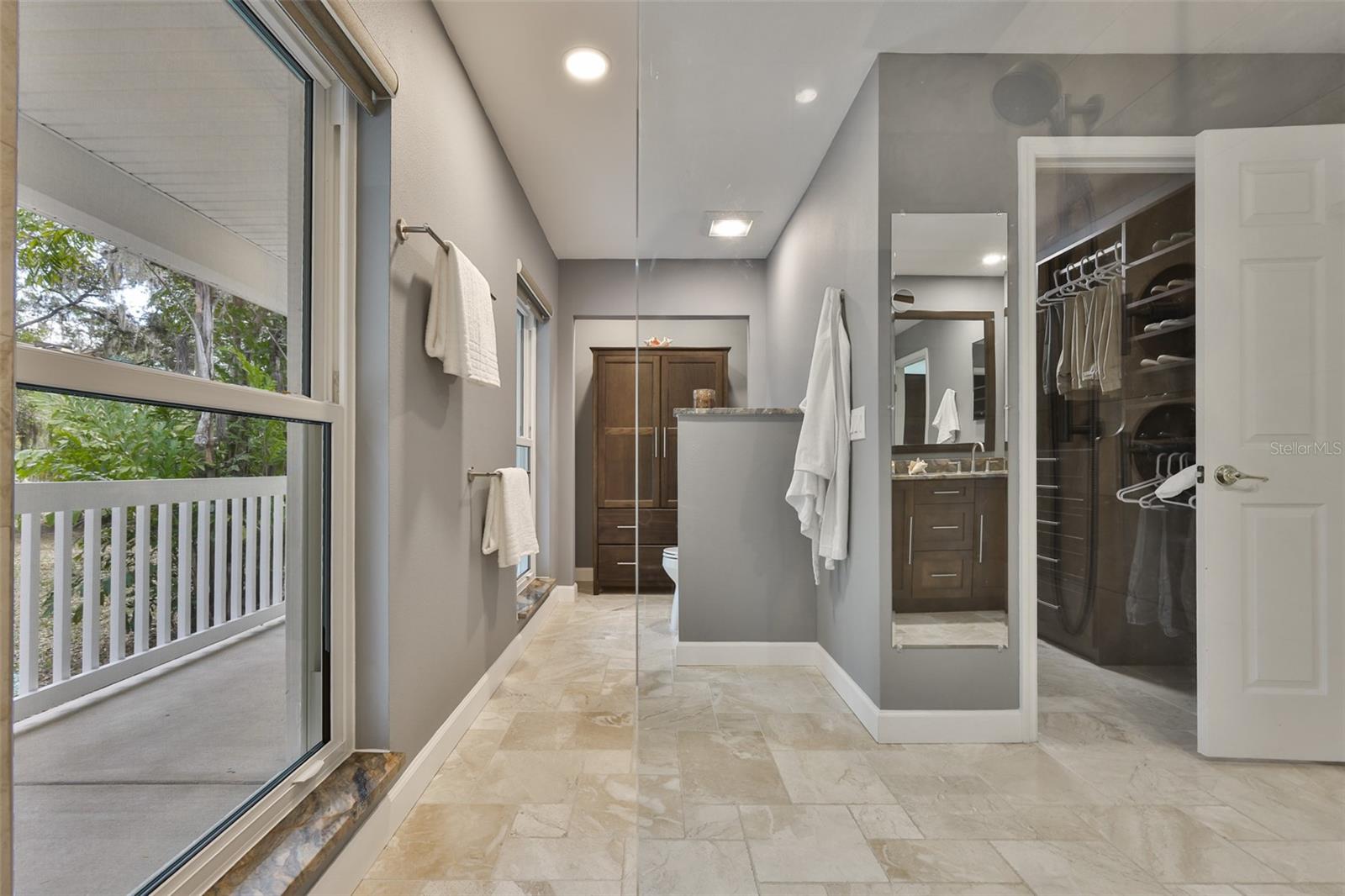 Listing photo id 28 for 3301 Timberlee Road