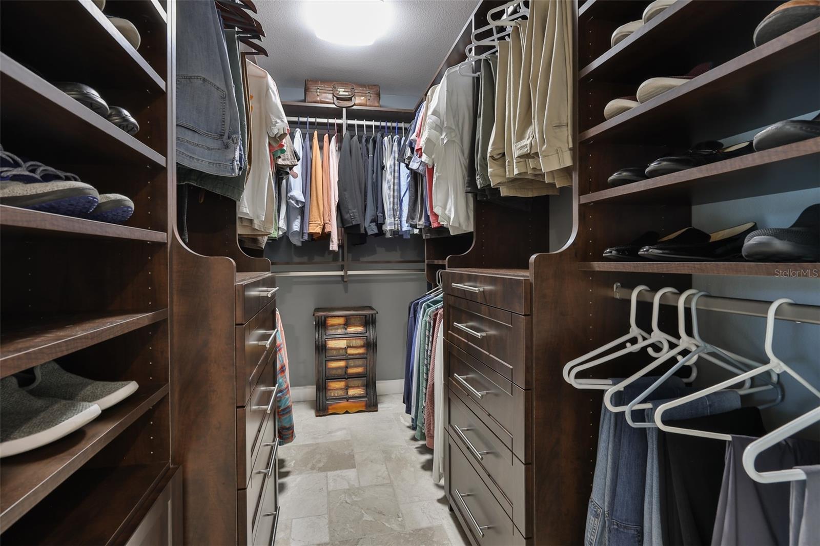 Listing photo id 29 for 3301 Timberlee Road