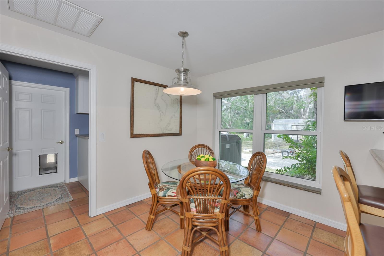 Listing photo id 33 for 3301 Timberlee Road