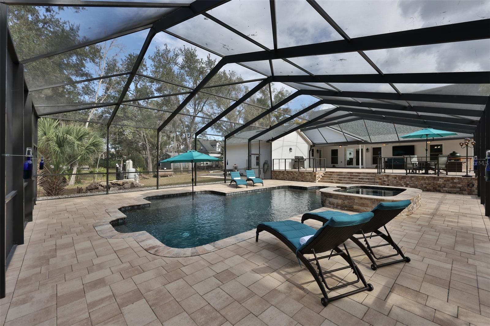 Listing photo id 56 for 3301 Timberlee Road