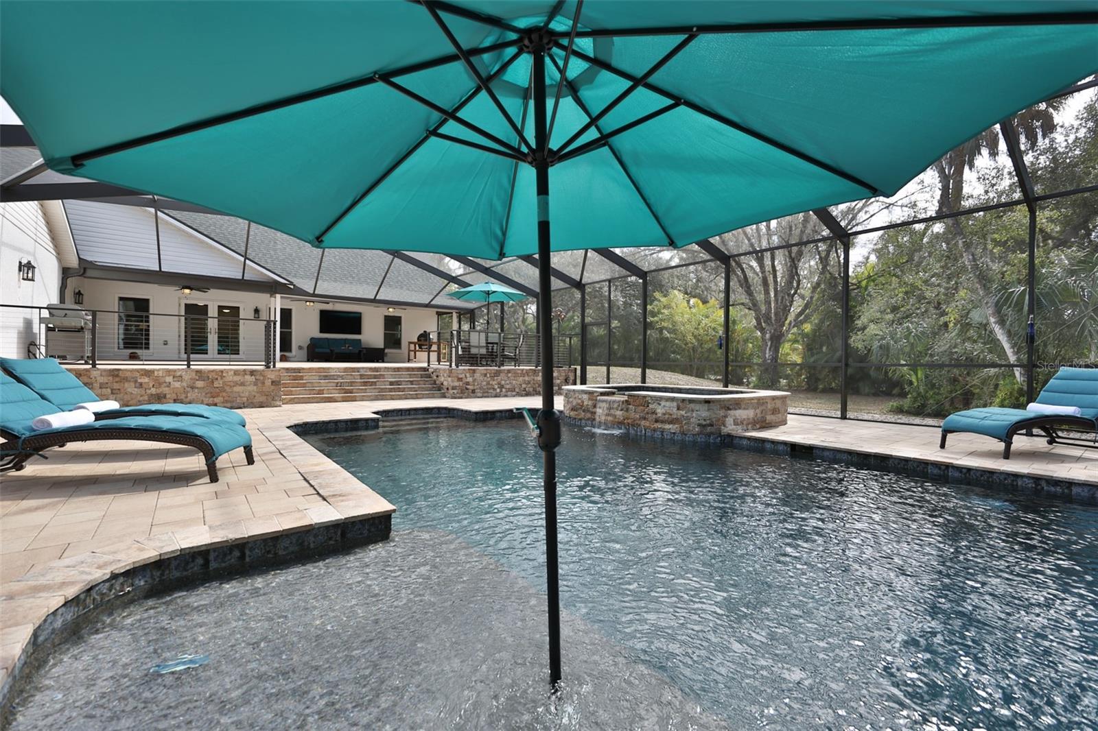 Listing photo id 58 for 3301 Timberlee Road