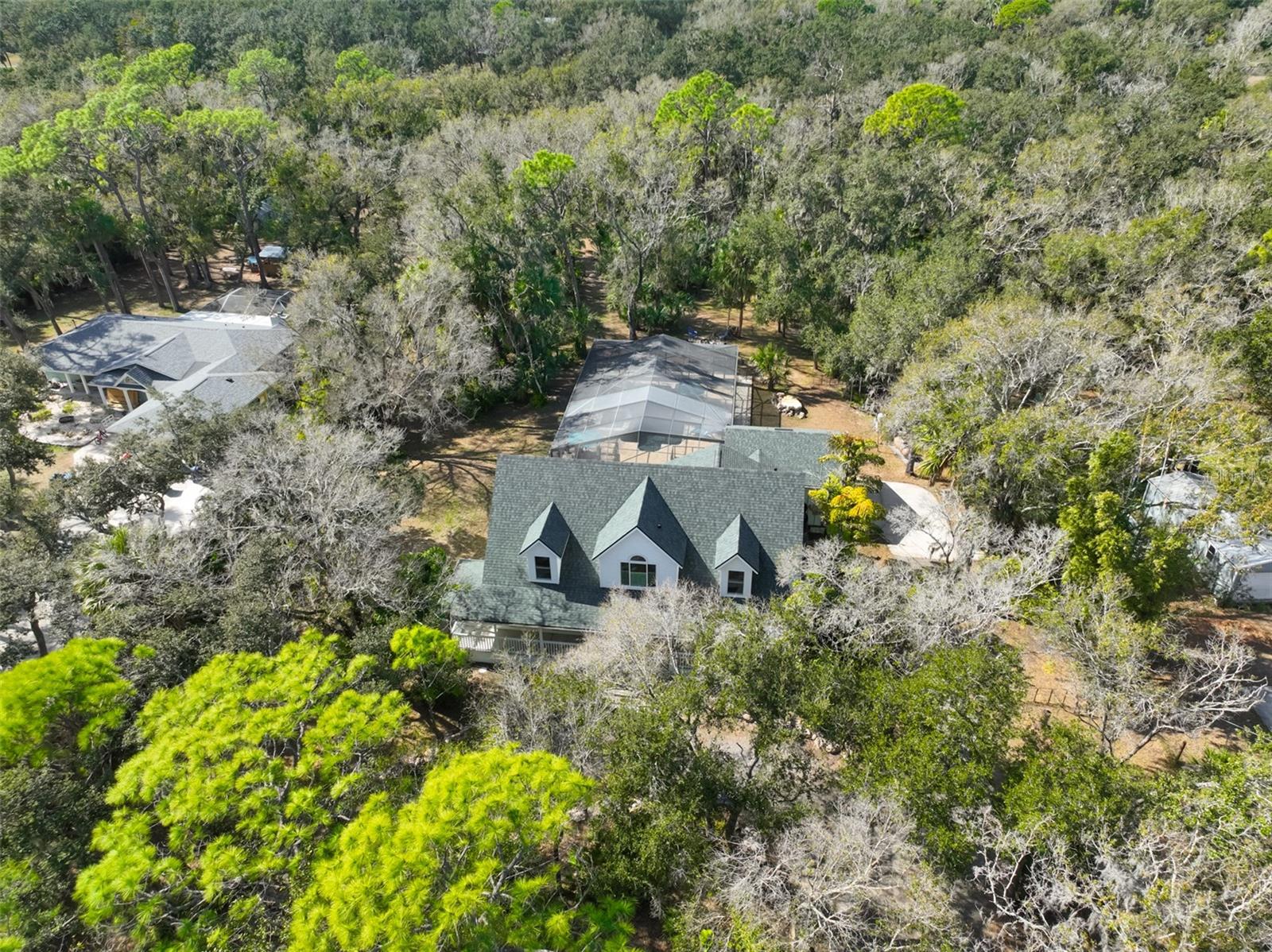 Listing photo id 83 for 3301 Timberlee Road