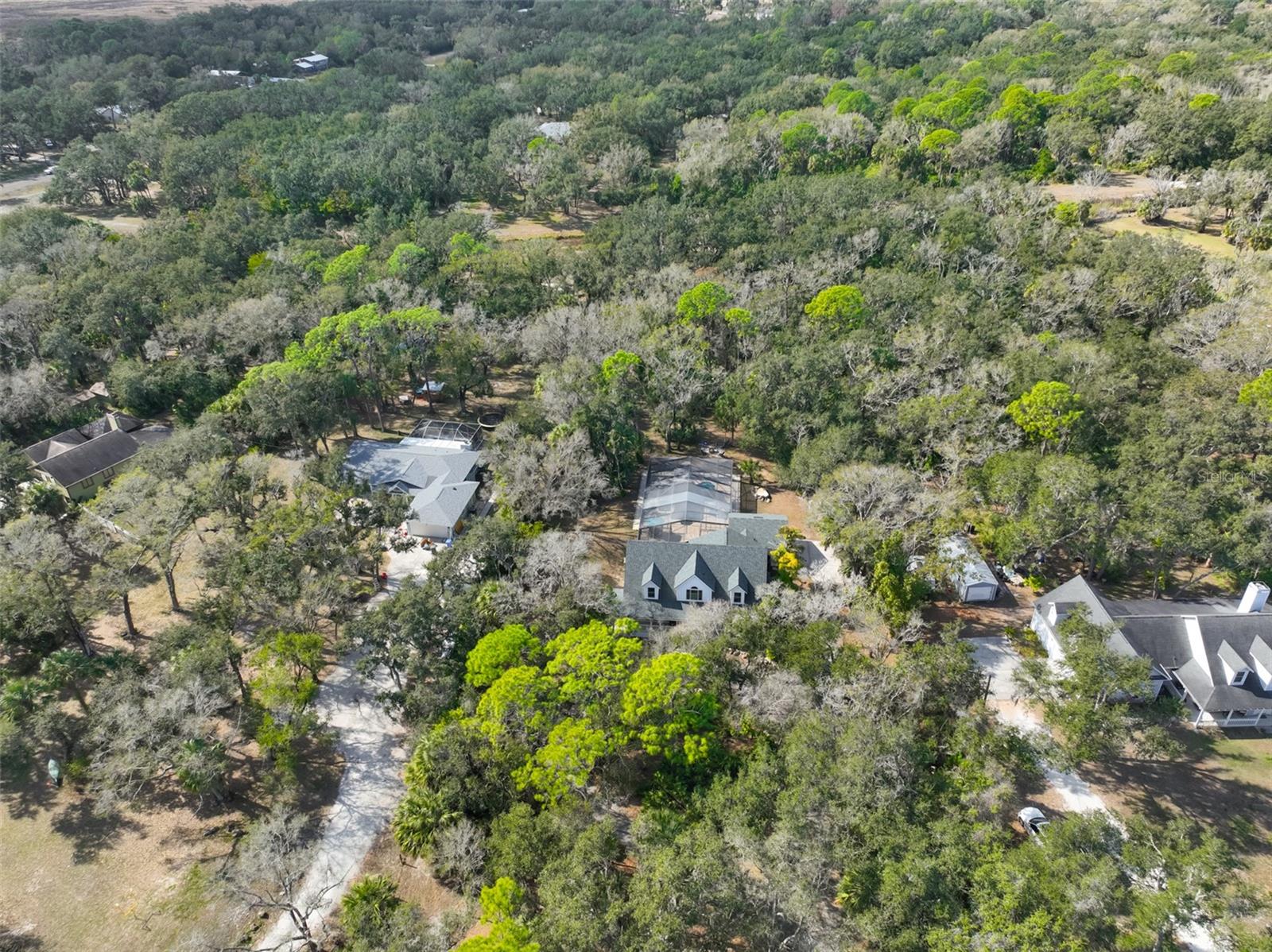 Listing photo id 85 for 3301 Timberlee Road