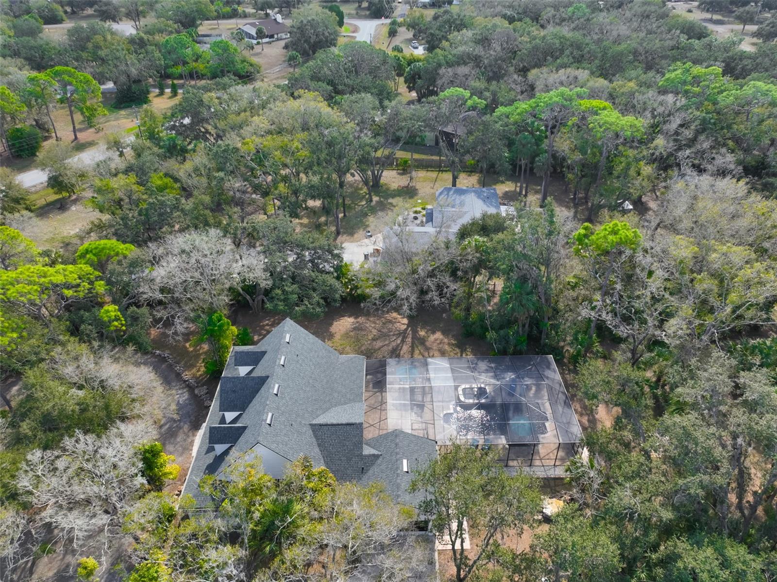 Listing photo id 87 for 3301 Timberlee Road