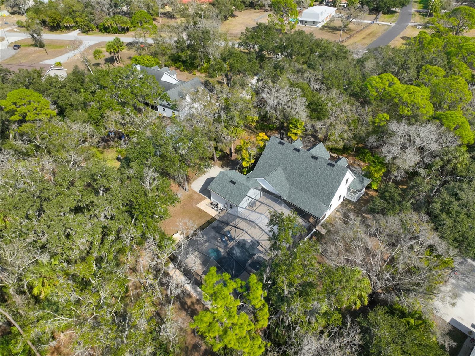 Listing photo id 90 for 3301 Timberlee Road