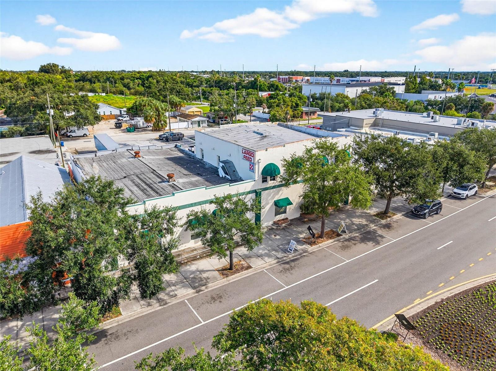 Image 28 of 36 For 206 Bay Drive