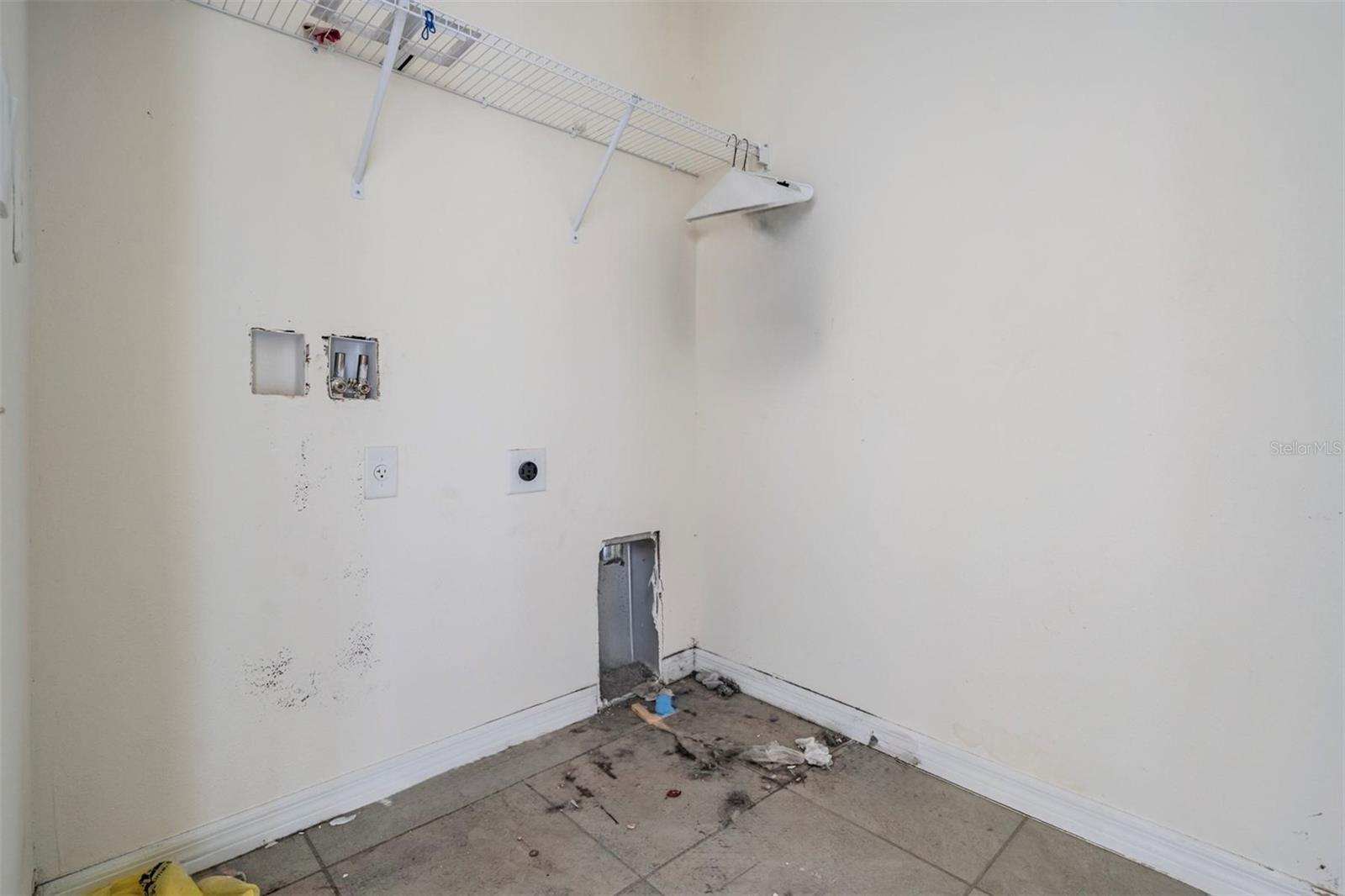 Image 32 of 41 For 12175 Water Ash Place