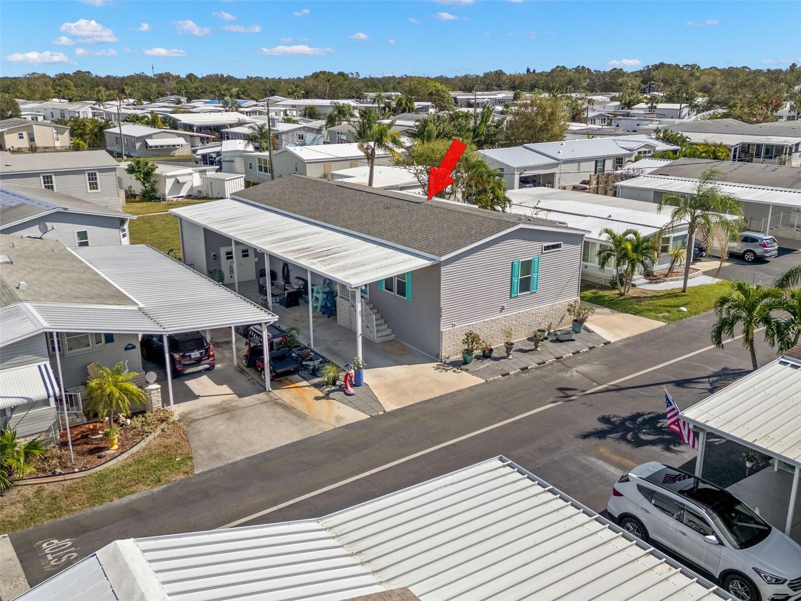 Details for 6901 Americana Drive Ne 102, ST PETERSBURG, FL 33702