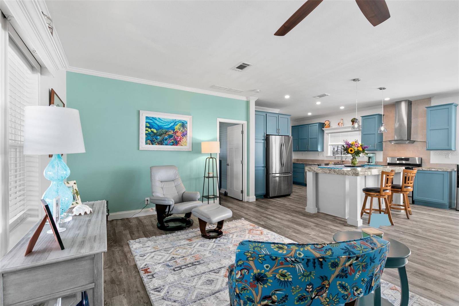 Image 11 of 33 For 6901 Americana Drive Ne 102