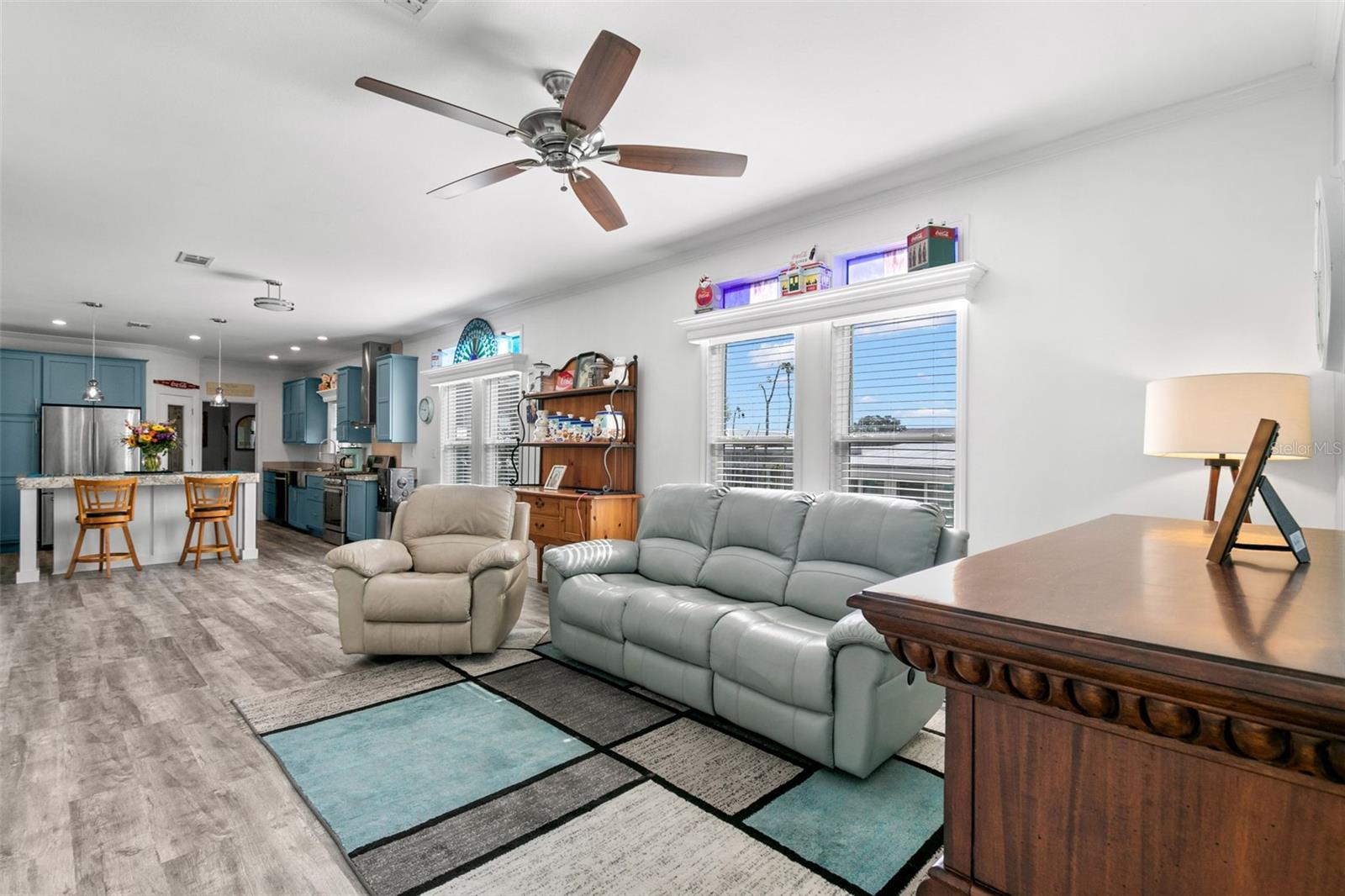 Image 14 of 33 For 6901 Americana Drive Ne 102