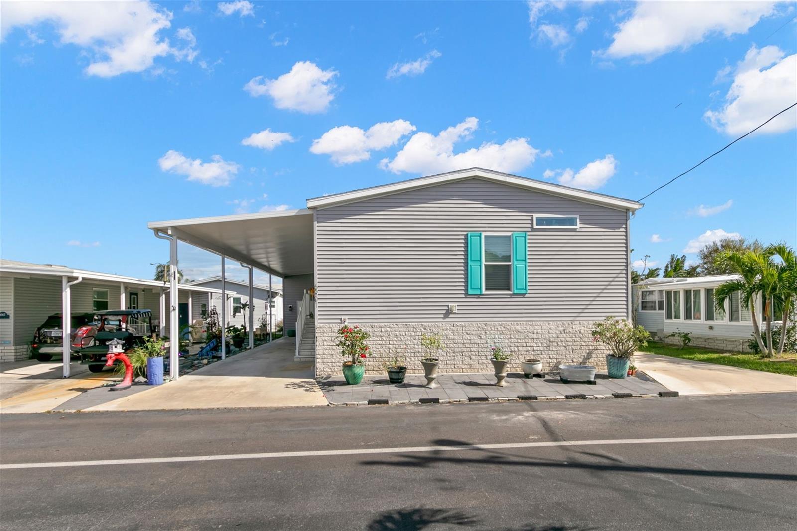 Image 2 of 33 For 6901 Americana Drive Ne 102