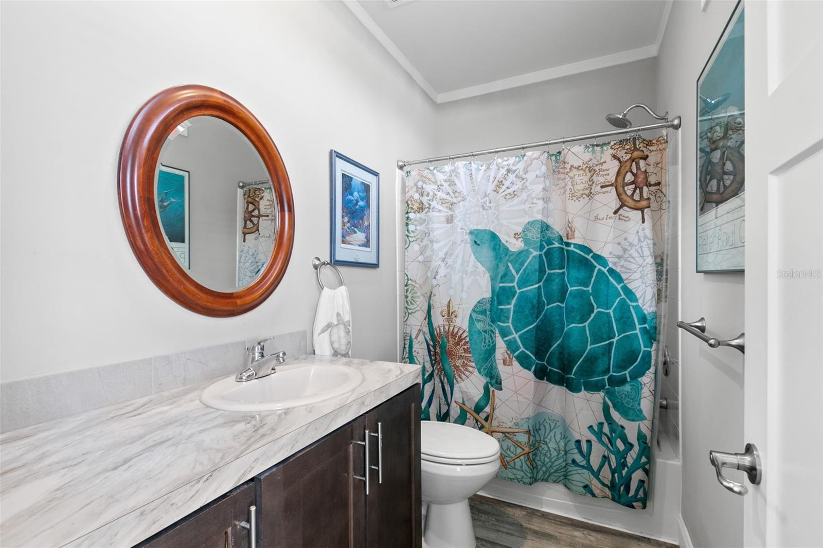 Image 20 of 33 For 6901 Americana Drive Ne 102