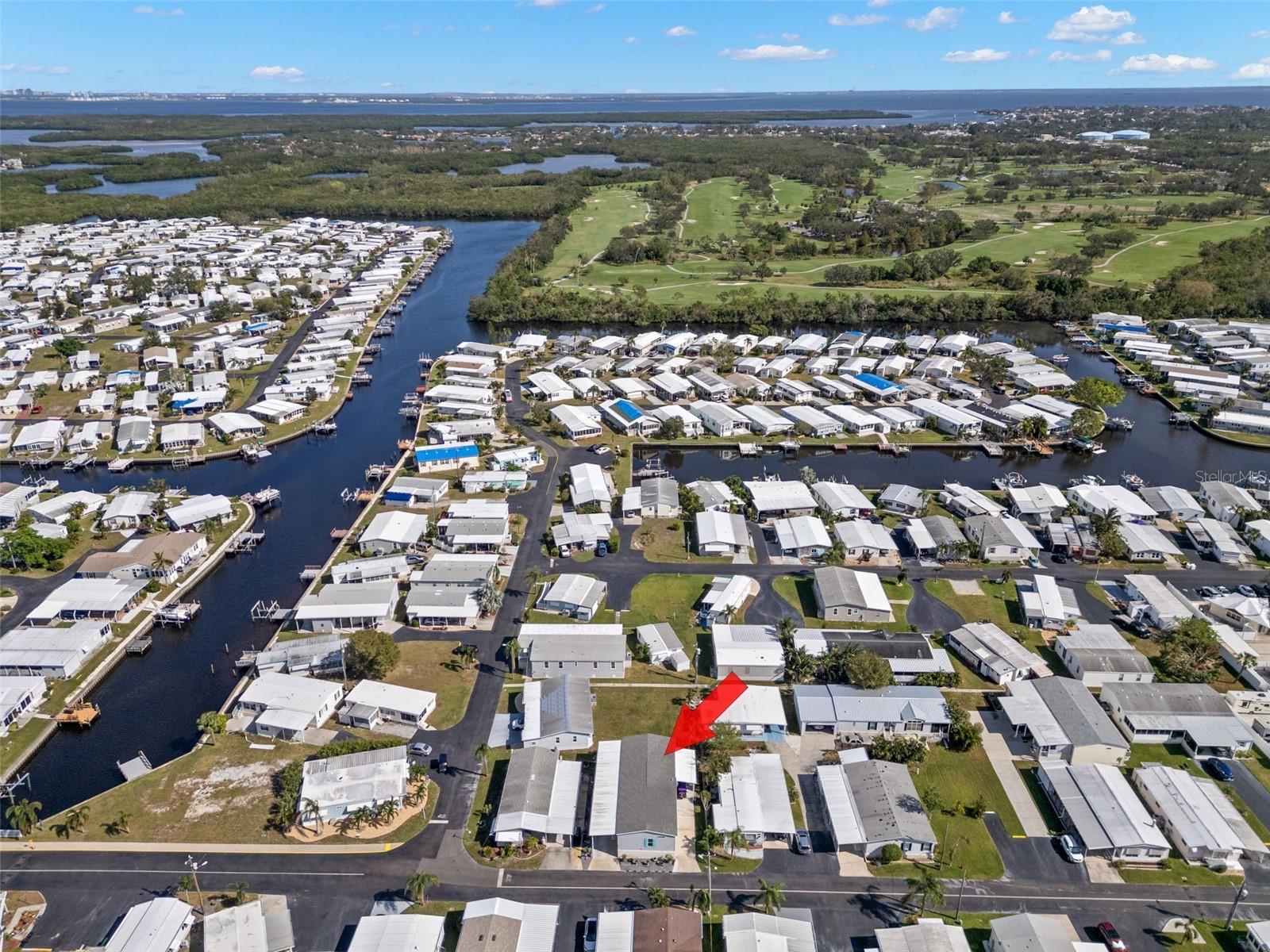 Image 27 of 33 For 6901 Americana Drive Ne 102