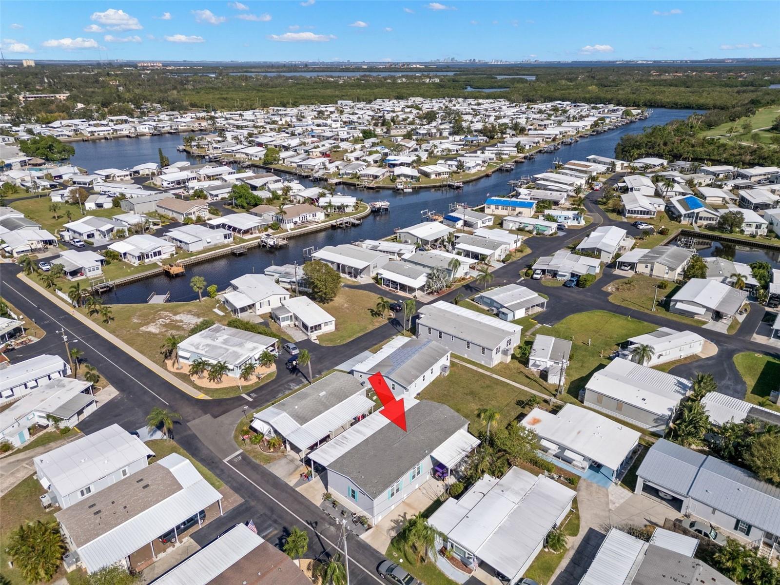 Image 28 of 33 For 6901 Americana Drive Ne 102