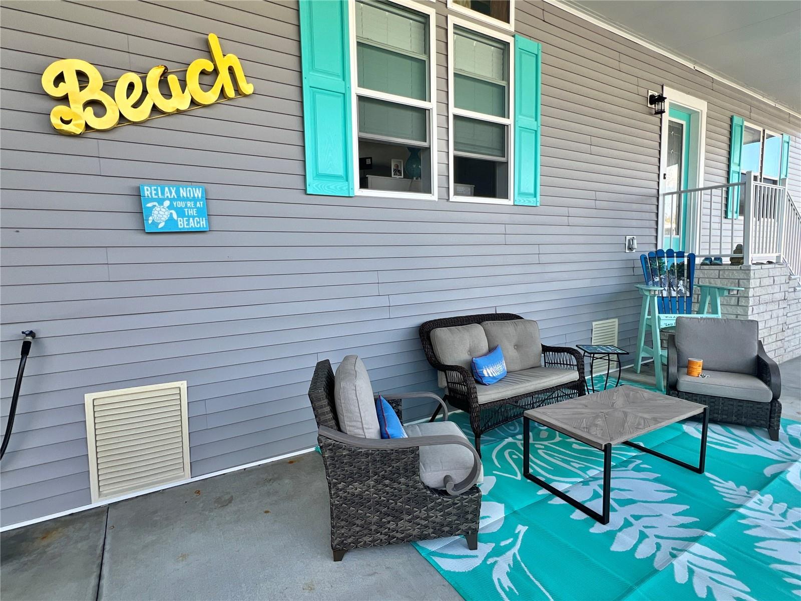 Image 4 of 33 For 6901 Americana Drive Ne 102