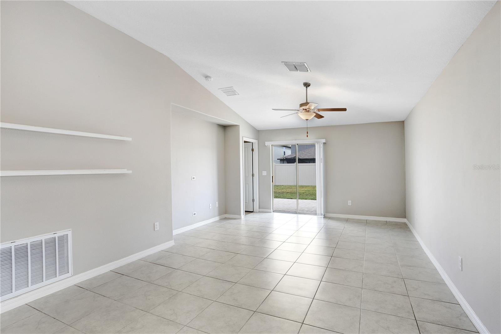 Image 11 of 32 For 15622 Spice Key Street